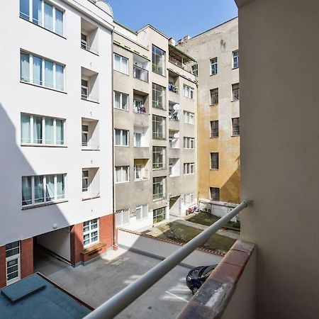 Oli Apartment Prag Dış mekan fotoğraf